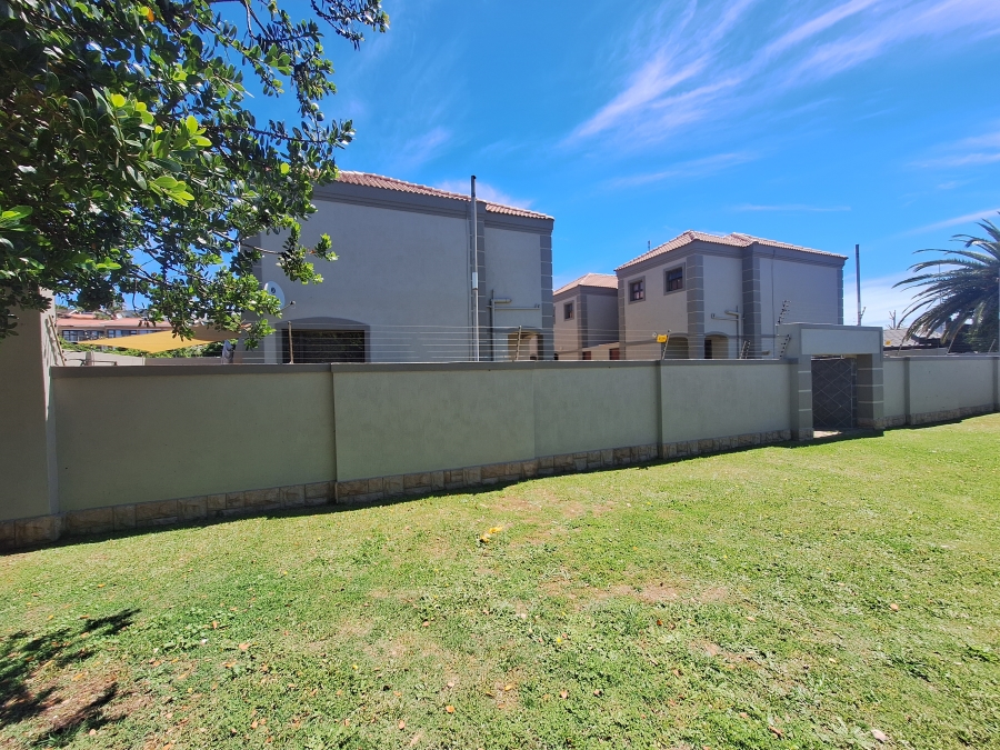 2 Bedroom Property for Sale in Ferreira Town Eastern Cape